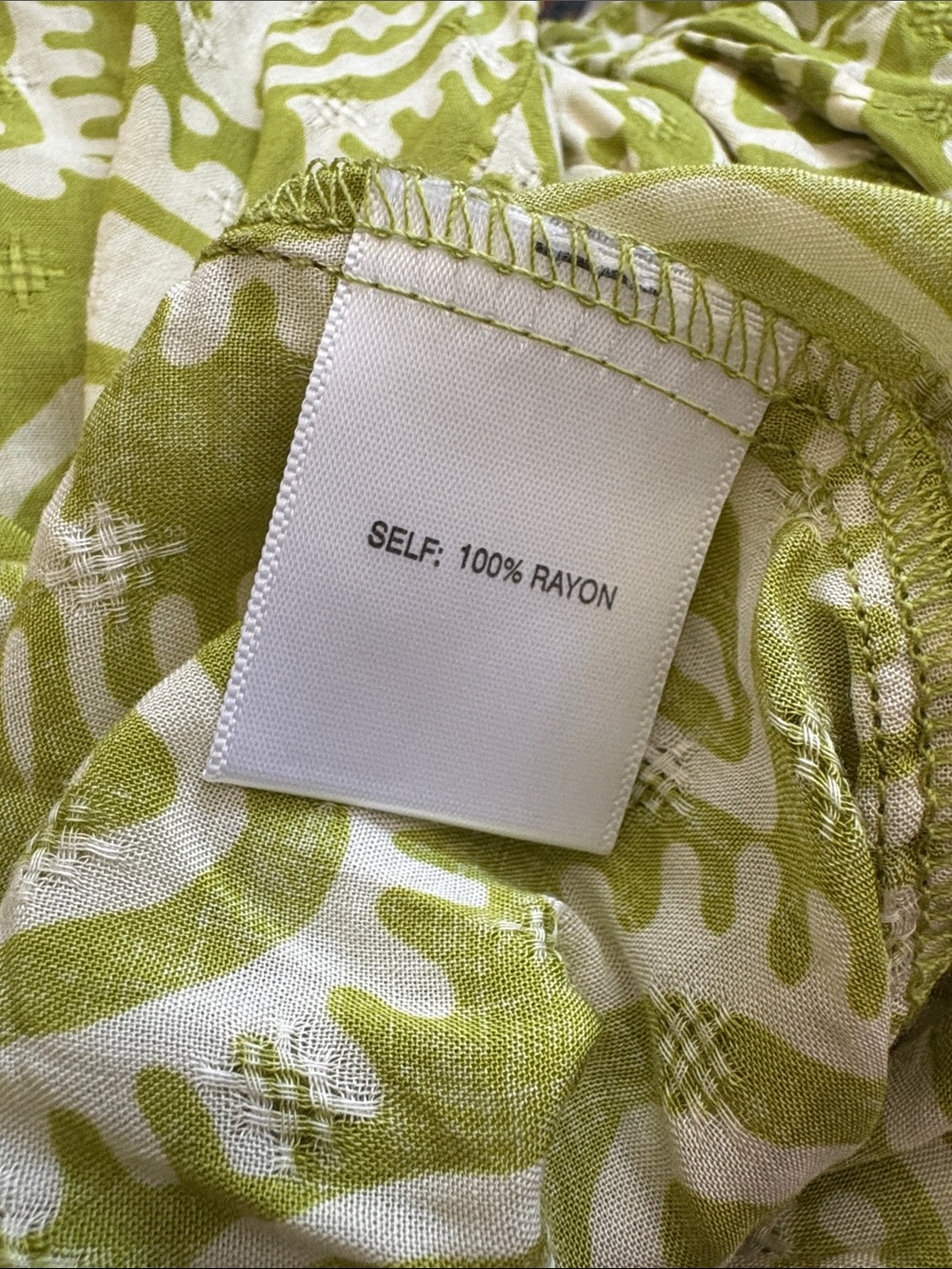 NWT Rose & Olive Lightweight Flutter Sleeve Blouse - Picture 4 of 5